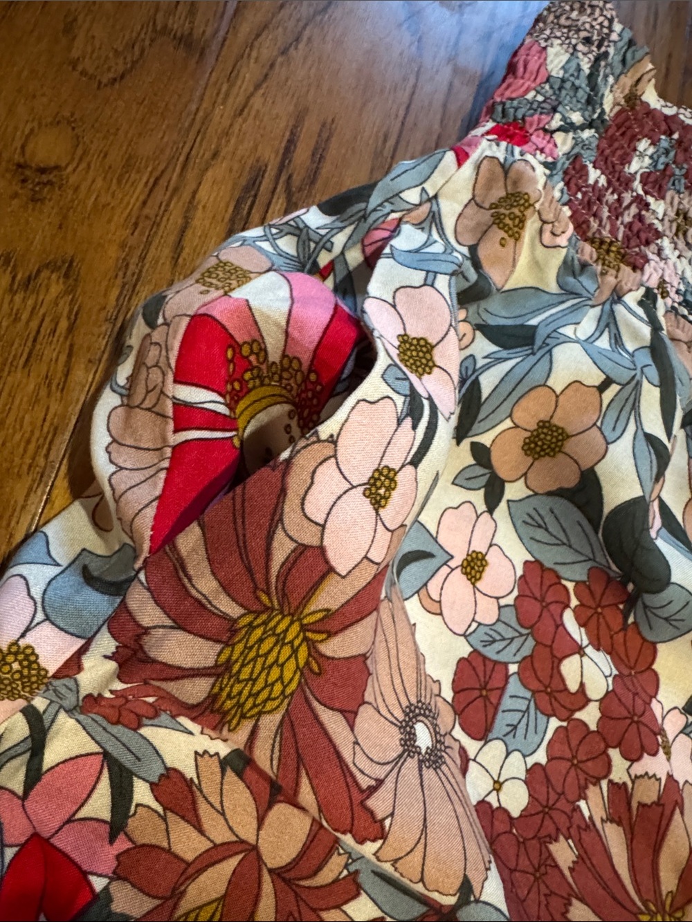 Cute and fun sz. Small palazzo pants! - Picture 3 of 4